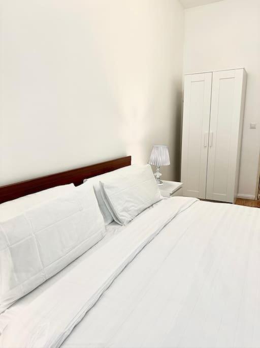 Modernes 2 Zimmer Apartment Berlin Bagian luar foto