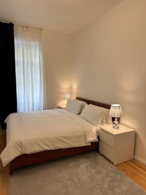 Modernes 2 Zimmer Apartment Berlin Bagian luar foto