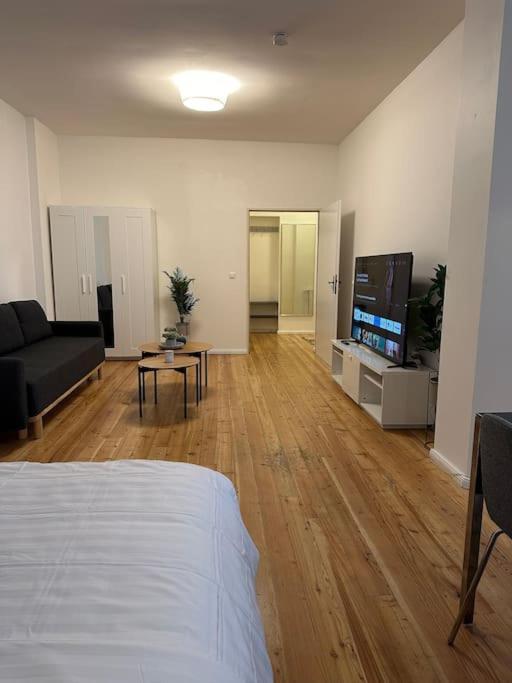 Modernes 2 Zimmer Apartment Berlin Bagian luar foto