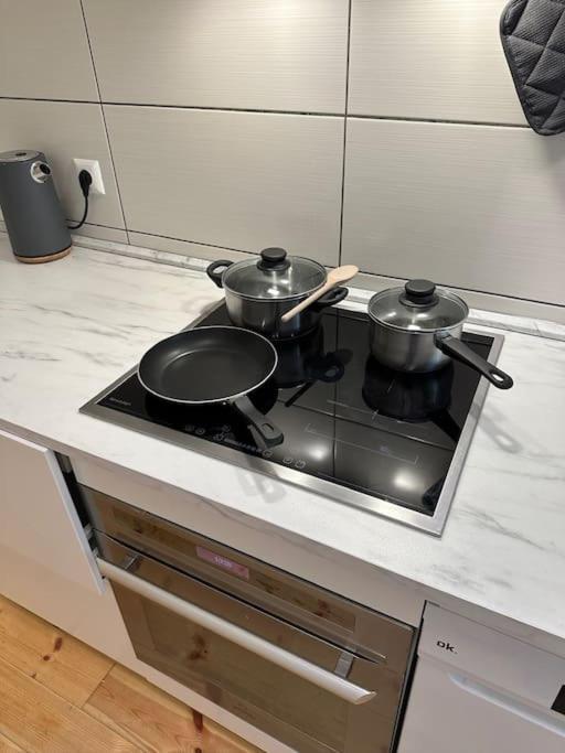 Modernes 2 Zimmer Apartment Berlin Bagian luar foto