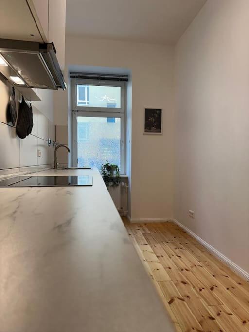 Modernes 2 Zimmer Apartment Berlin Bagian luar foto